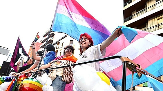 Spanish court orders €6,000 social security refund for teen trans' private mastectomy
