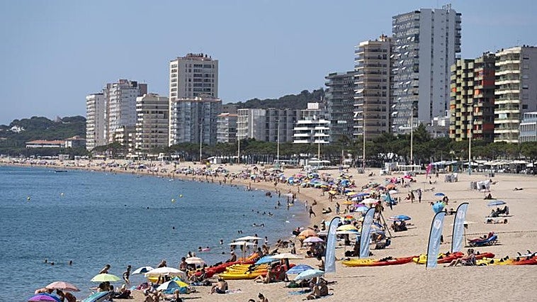 More than 300 evacuated following Costa Brava hotel fire