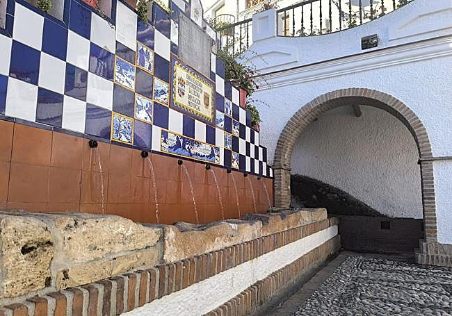The Fuente del Chorro marks the end of the route.
