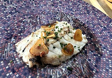 Imagen secundaria 1 - Malva by Txema Palacio, quality local produce, masterfully handled over hot coals