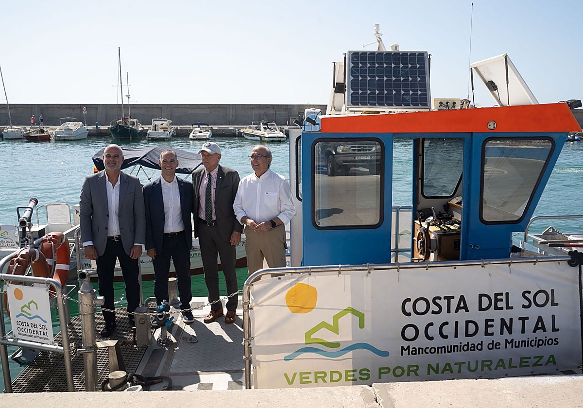 Fifteen boats deployed this summer to clean the coastline from Torremolinos to Marbella