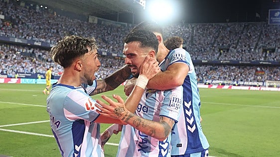 Joaquín Muñoz fires Malaga CF into the Segunda play-off final