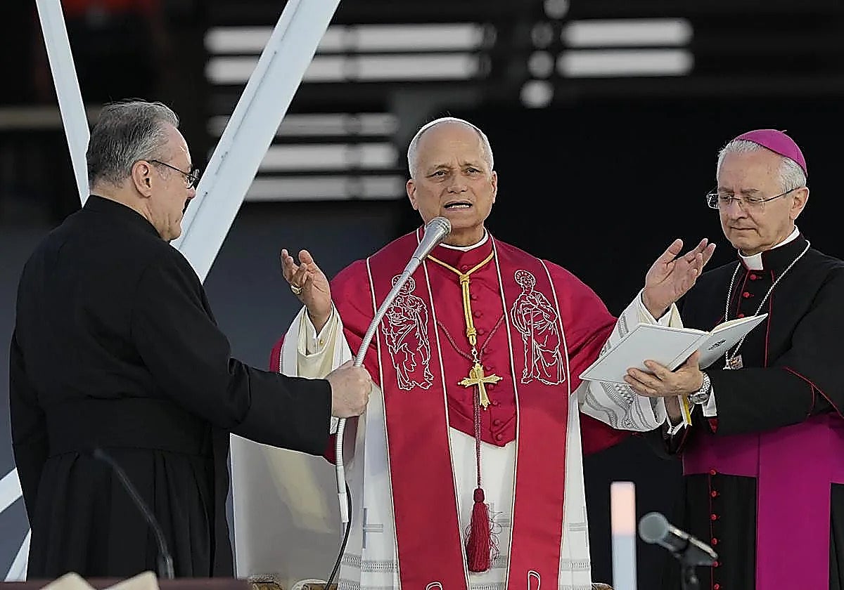 Pope Leo XIV speaks out against femicides in front of 40,000 people in Barcelona