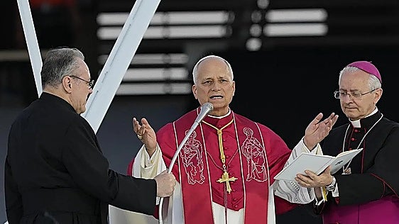 Pope Leo XIV speaks out against femicides in front of 40,000 people in Barcelona