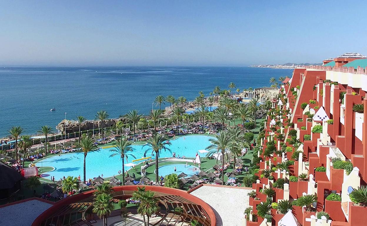 British parents get suspended jail sentence after abandoning three kids at Costa del Sol hotel