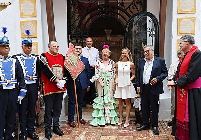 Ana Cerván alongside the mayor, Ángeles Muñoz.