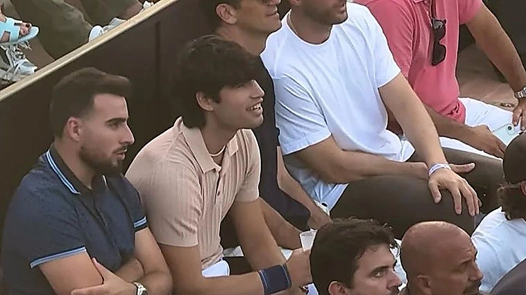 Tennis star Carlos Alcaraz makes Marbella appearance during injury recovery