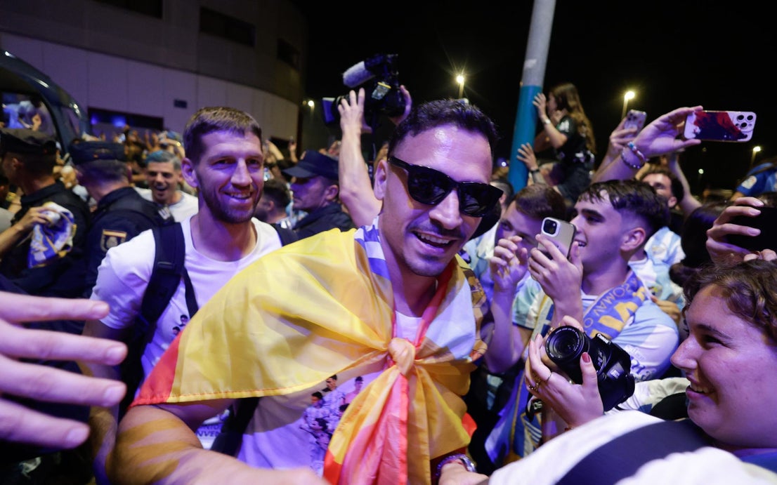 Malaga fans celebrate on promotion night
