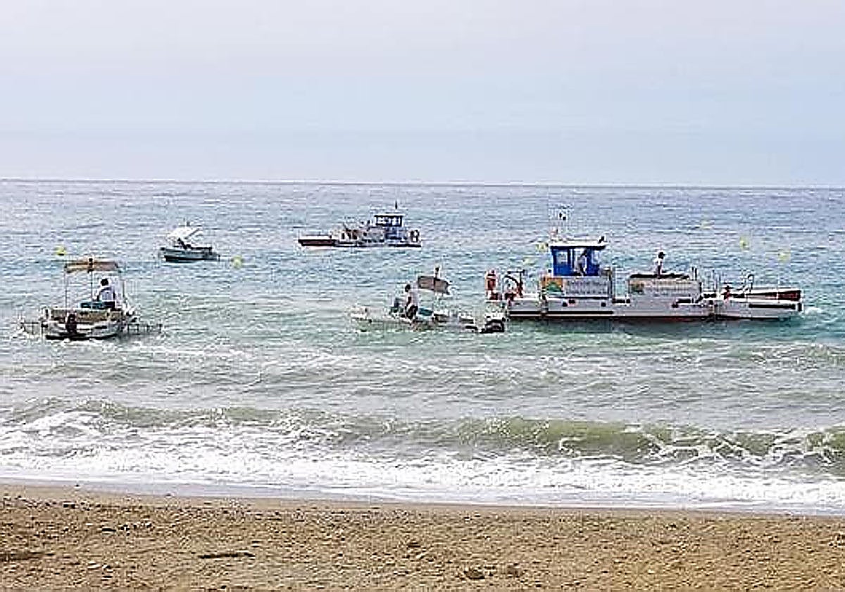Ten cleaning boats to operate along Axarquía coastline this summer