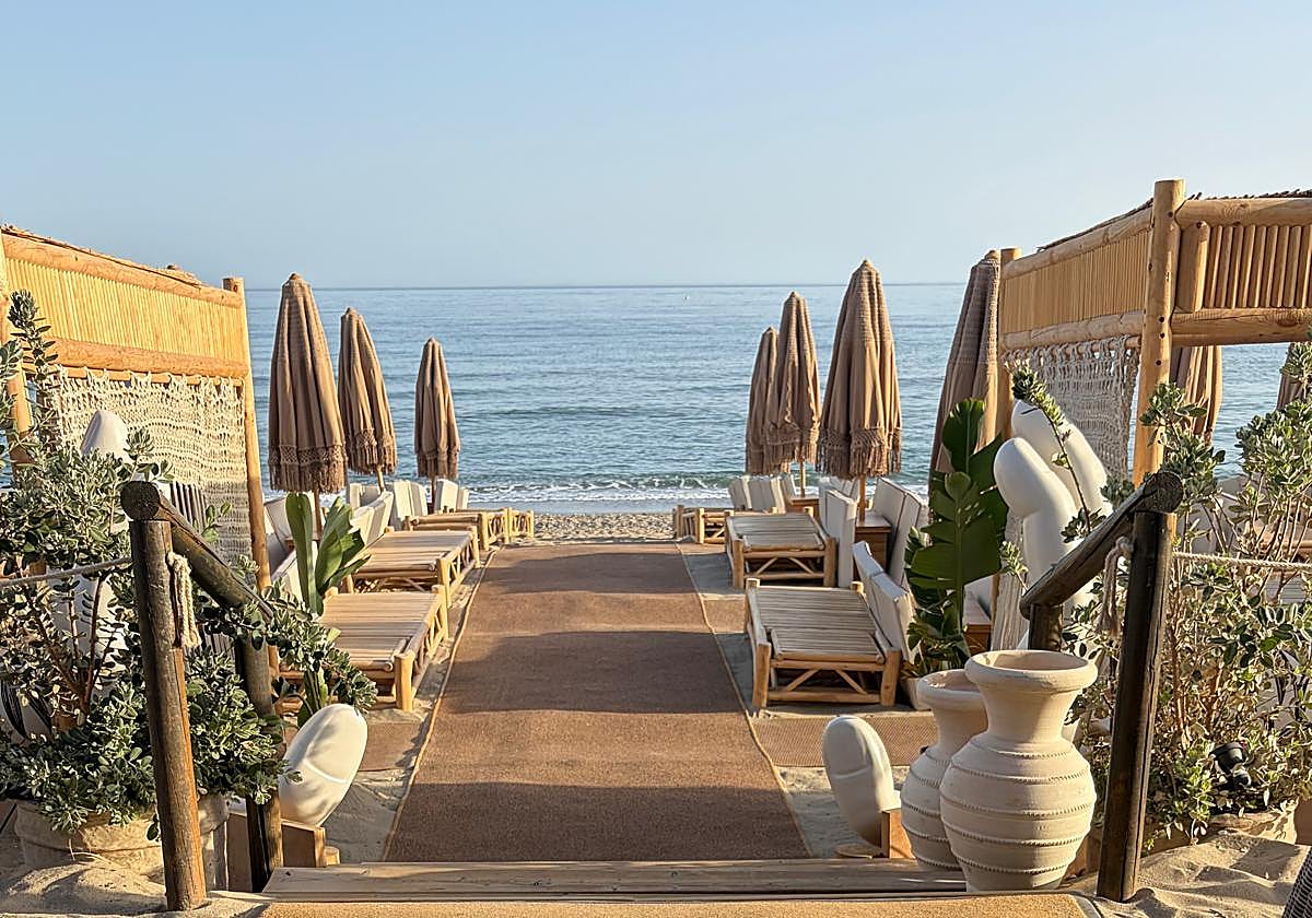 The rhythm of the sweet: why Sabine Beach Marbella is a masterclass in culinary performance