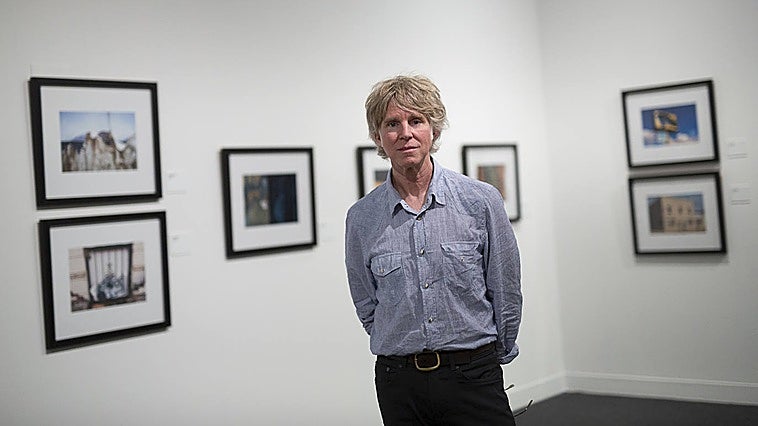The lesser-known side of Wilco’s guitarist, in Malaga: the photographer of a decaying America