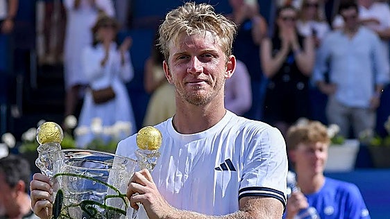 Malaga's Alejandro Davidovich ends wait for first ATP title with historic Mallorca triumph