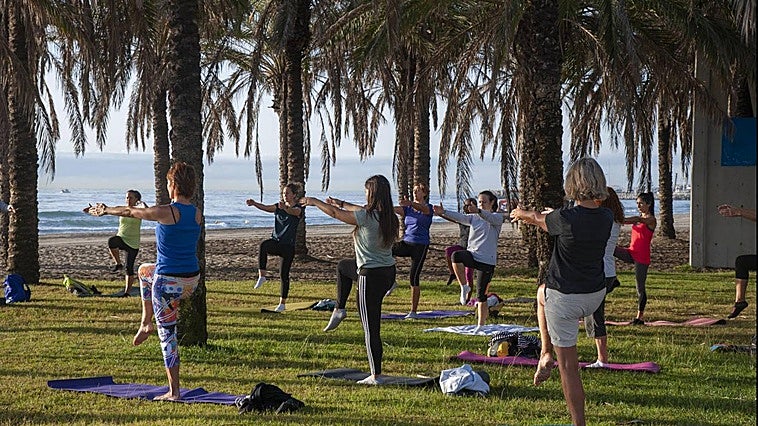 Free yoga and Pilates sessions on eastern Costa del Sol beaches throughout summer