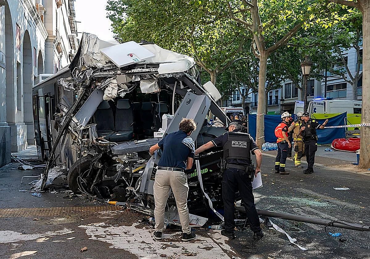 Four critically injured in Lleida bus crash that produced at least 46 casualties