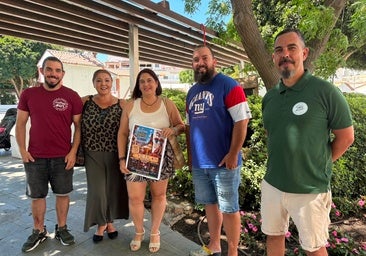 The town hall and members of the Mijas traders’ association launch the event.