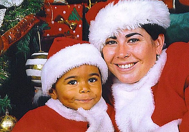 Anthony as a child with his mother, Zoila.