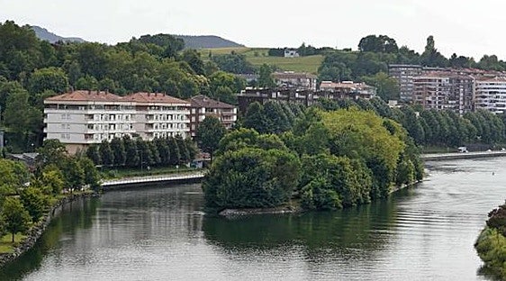France or Spain - Europe's unique border-swapping isle