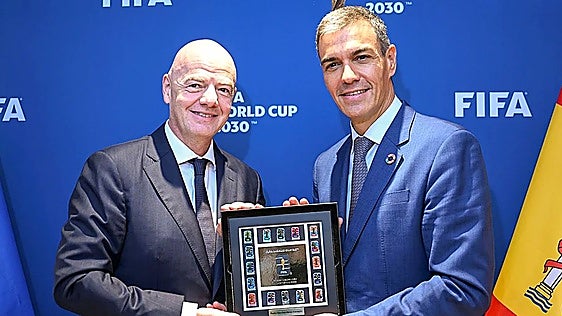 Pedro Sánchez to attend World Cup final without his trial-facing wife