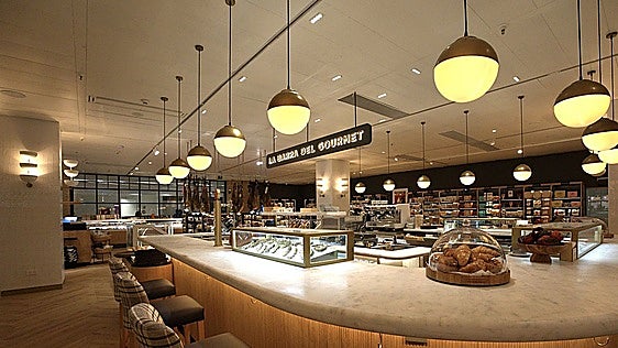El Corte Inglés opens new gourmet club in Mijas featuring a specialist wine cellar and a cold food counter
