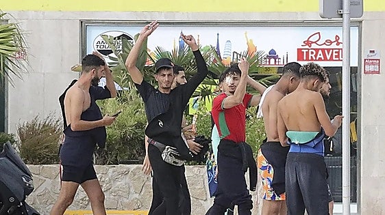 Ceuta on the brink of collapse following arrival of 1,500 migrants in one week