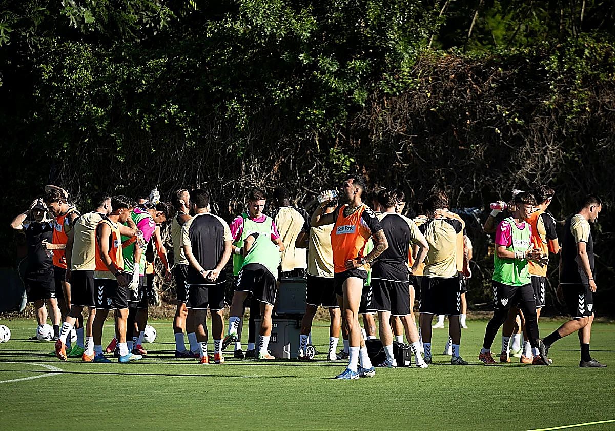 Malaga CF begin five-day Estepona training camp ahead of two more preseason friendlies this week