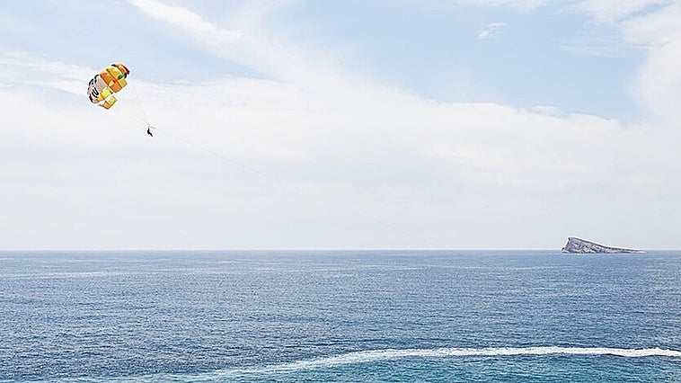 British tourist dies after parasailing line snaps during sudden Benidorm storm