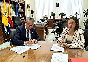 Signing the agreement
