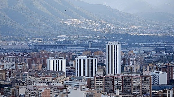Which parts of Malaga city could suffer the most damage during an earthquake?