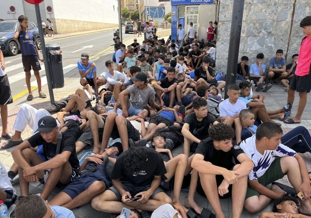Spain's Interior Ministry identifies over 2,000 migrant children in Ceuta since 30 July