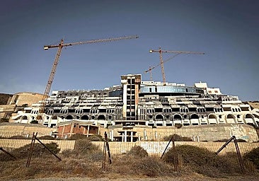 The controversial El Algarrobico hotel.