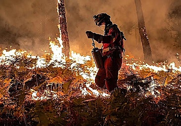Extremadura fire ravages 3,700 hectares and keeps 300 people in lockdown