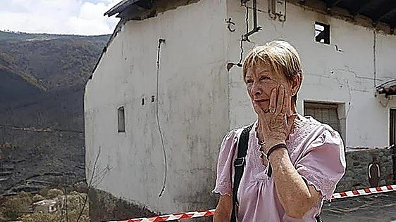 The first residents return to their homes following the fire in Las Hurdes: 'Everything’s burnt - it’s heartbreaking'
