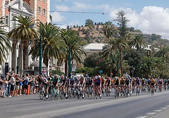 The peloton as it passed through Malaga city centre.