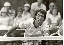Manuel Orantes during the final of the US Open against Jimmy Connors.