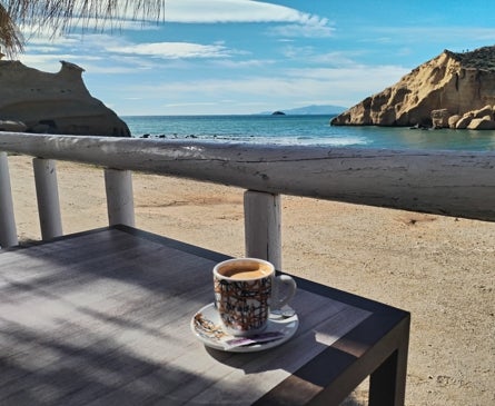 Imagen secundaria 1 - Nearby Palomares landscapes and beaches.