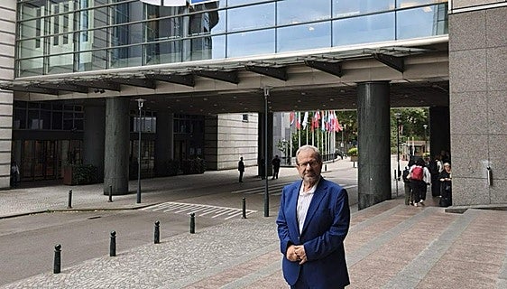 Minister for health, John Cortes, holds Brussels meetings on implementation of UK-EU treaty on Gibraltar