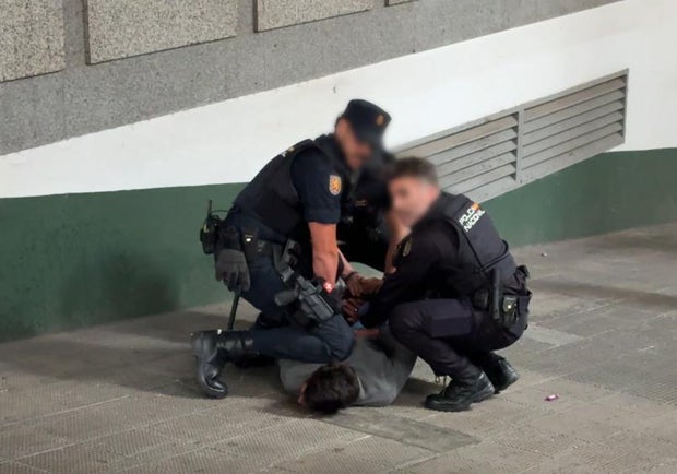 Malaga police arrest man suspected of stabbing another person in the city centre in broad daylight