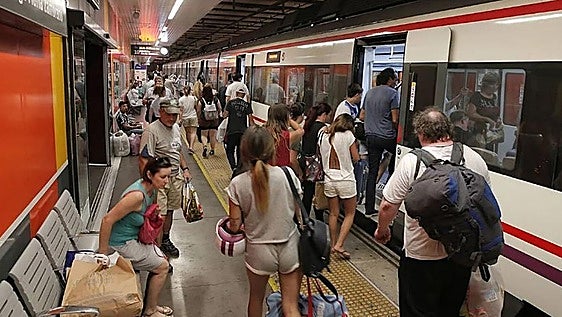 Malaga-Fuengirola commuter train technical failure cancels journey