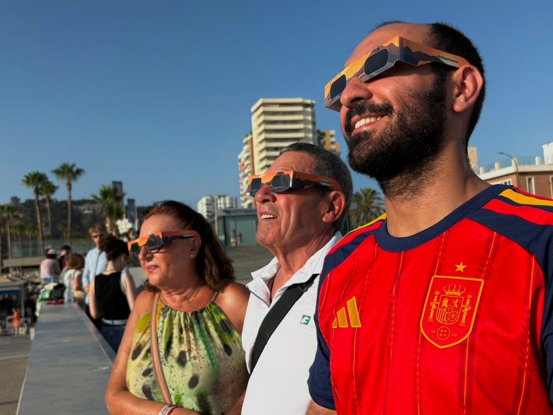 The eclipse, as seen from different viewing points in Malaga province
