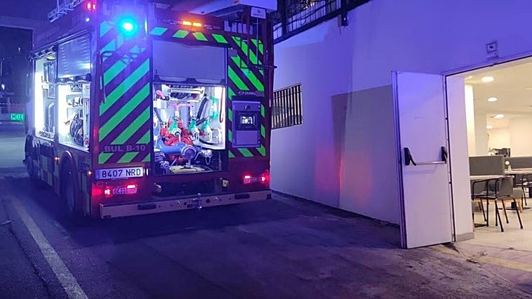 Benalmádena hotel fire: 200 guests sheltered in rooms after massage room blaze