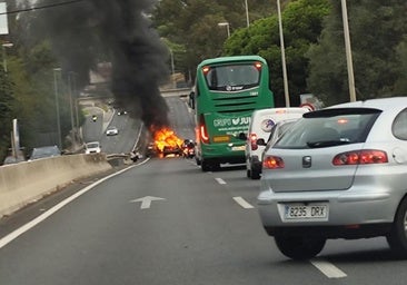 Chain road collision involving burning car causes seven-kilometre traffic jam from Mijas to Marbella