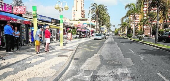 The scene of the accident on Avenida Antonio Machado.