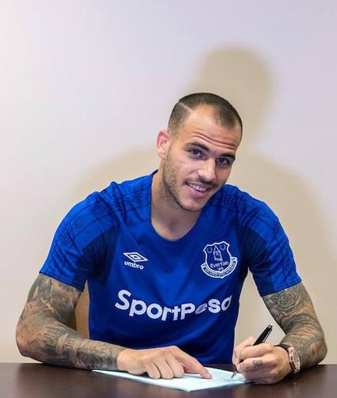 Sandri joined Everton for a bargain six million euros.