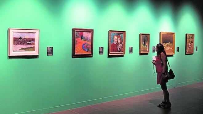 Alexéi's work is compared and contrasted with that of his son and other artists.