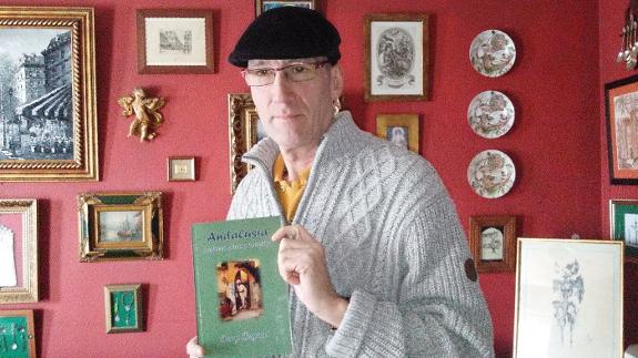 Bryant with his latest book about Andalusian legends.