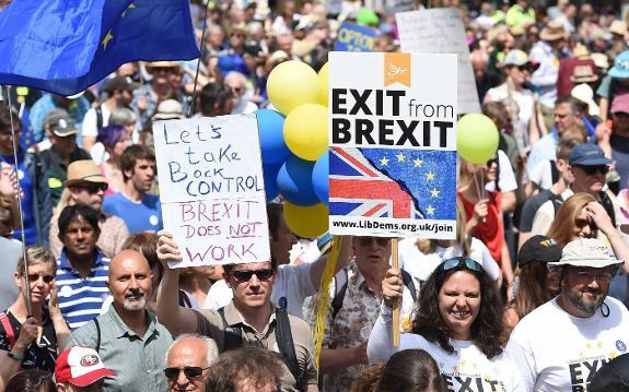 British expats in Spain join London's anti-Brexit march