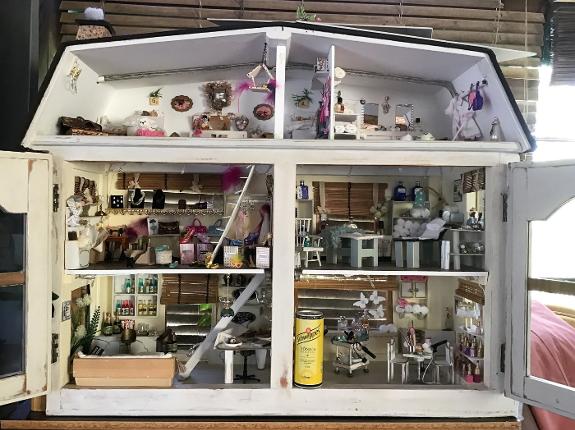 Fairy tales and dolls' houses for grown-ups