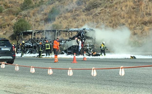 The state of the bus after the fire was extinguished.