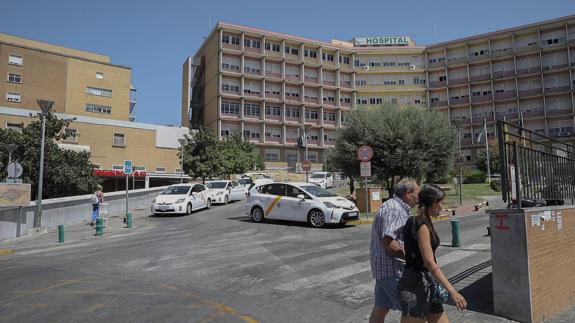 Virgen del Rocío hospital in Seville where one person died.