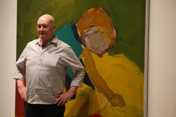 Sean Scully poses beside one of his works in 'Eleuthera' at the CAC Malaga.
